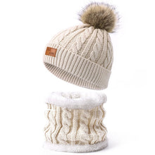 Load image into Gallery viewer, Two pieces Hat Scarf Set