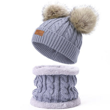 Load image into Gallery viewer, Two pieces Hat Scarf Set