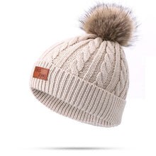 Load image into Gallery viewer, Two pieces Hat Scarf Set