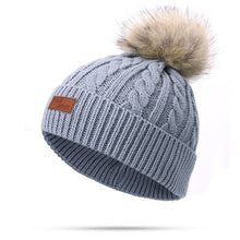 Load image into Gallery viewer, Two pieces Hat Scarf Set