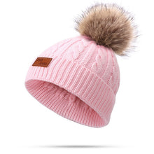 Load image into Gallery viewer, Two pieces Hat Scarf Set