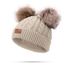 Load image into Gallery viewer, Two pieces Hat Scarf Set