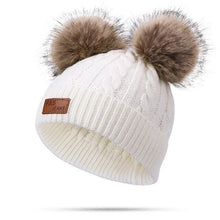 Load image into Gallery viewer, Two pieces Hat Scarf Set