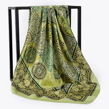 Load image into Gallery viewer, Luxury scarf