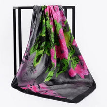 Load image into Gallery viewer, Luxury scarf