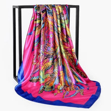 Load image into Gallery viewer, Luxury scarf
