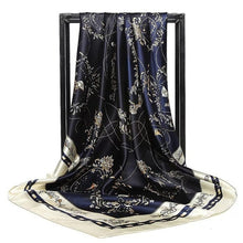 Load image into Gallery viewer, Luxury scarf