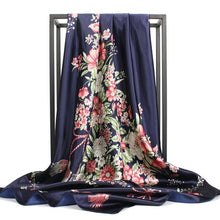 Load image into Gallery viewer, Woman scarf
