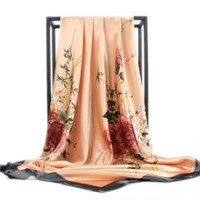 Load image into Gallery viewer, Woman scarf