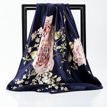 Load image into Gallery viewer, Woman scarf