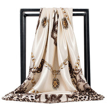 Load image into Gallery viewer, Woman scarf
