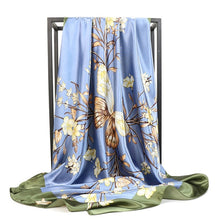 Load image into Gallery viewer, Woman scarf