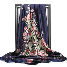 Load image into Gallery viewer, Woman scarf