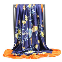 Load image into Gallery viewer, Woman scarf