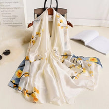 Load image into Gallery viewer, 2020 luxury brand women scarf summer silk scarves shawls lady wraps soft pashimina female Echarpe Designer beach stole bandana
